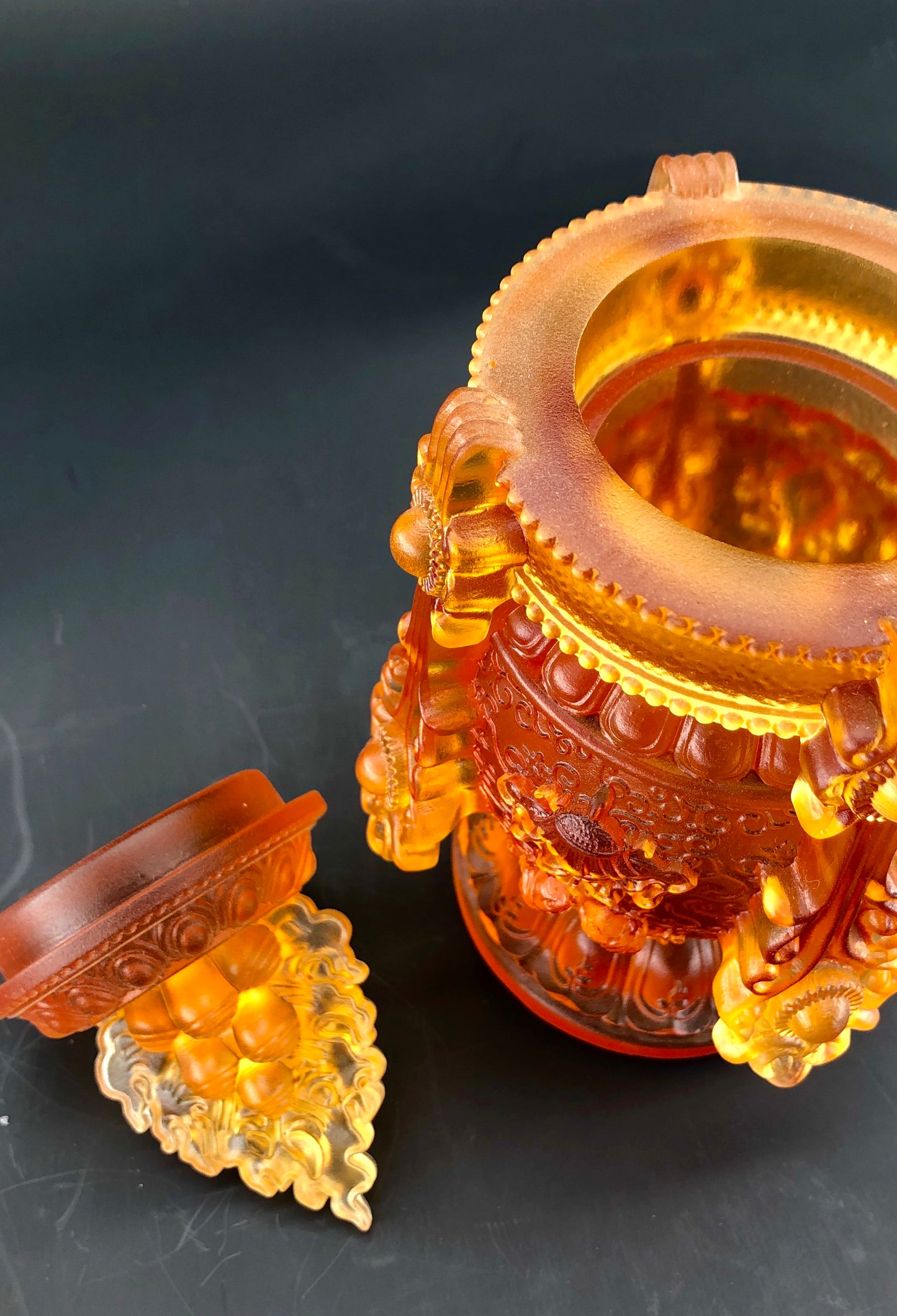 TXJ-362 Fengshui Home Decorative Ornaments Traditional Liuli Mani Bottle Wealth Vase