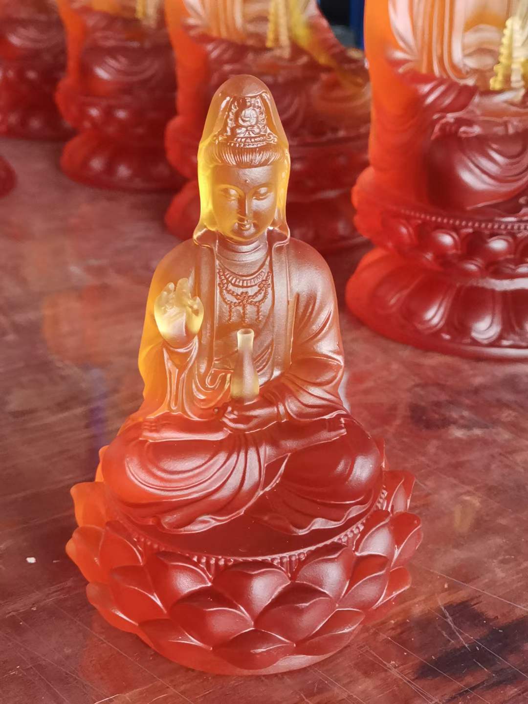 TXF-105Traditional Liuli Kwan-yin Sitting Buddha