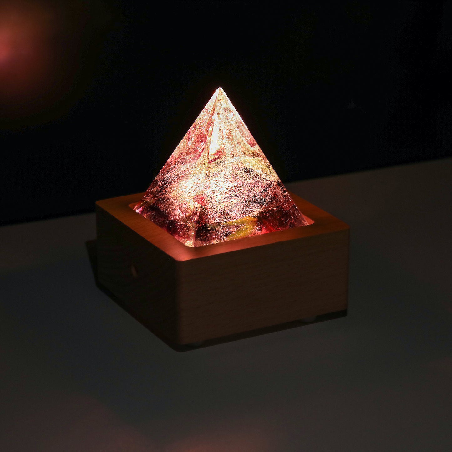 TY-937 Liuli Pyramid with LED wooden base
