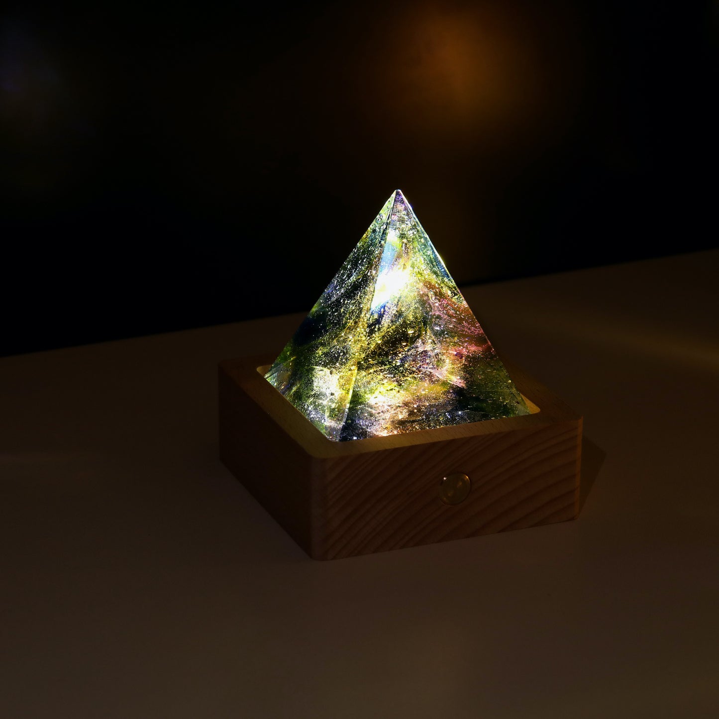 TY-937 Liuli Pyramid with LED wooden base