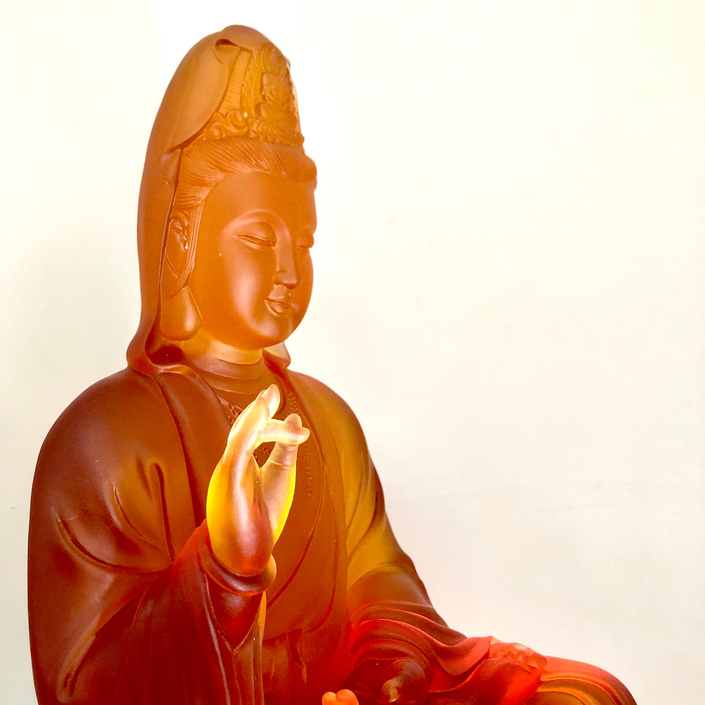 TXF-105Traditional Liuli Kwan-yin Sitting Buddha