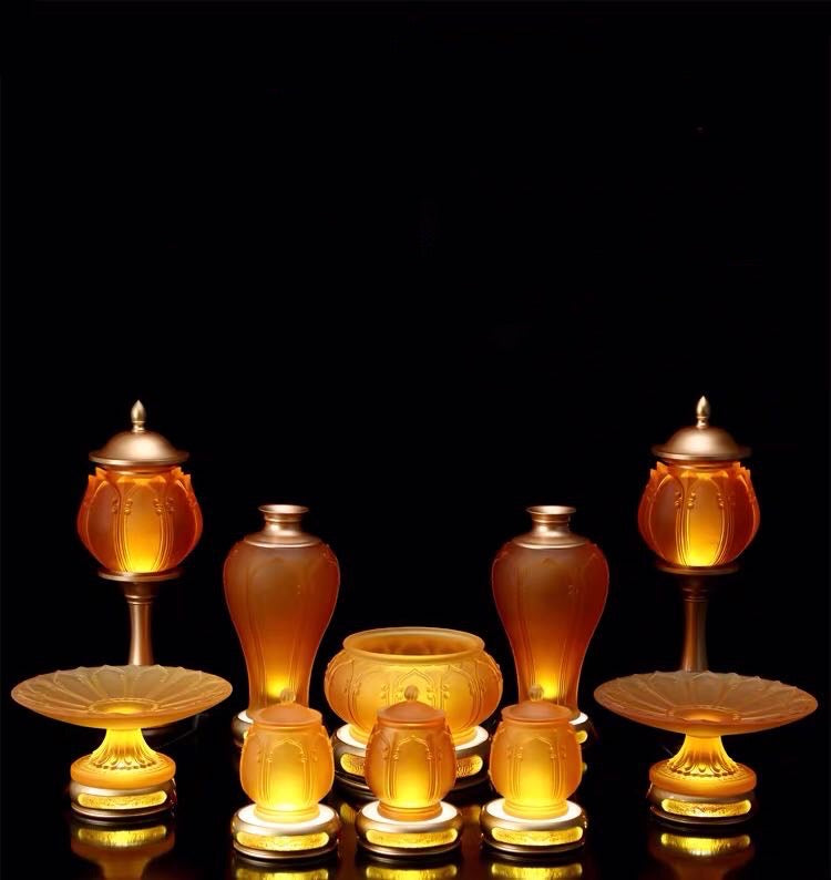 TXJ-200 Auspicious-flower Altar Set Liuli Crystal with Brass parts A 10-piece set
