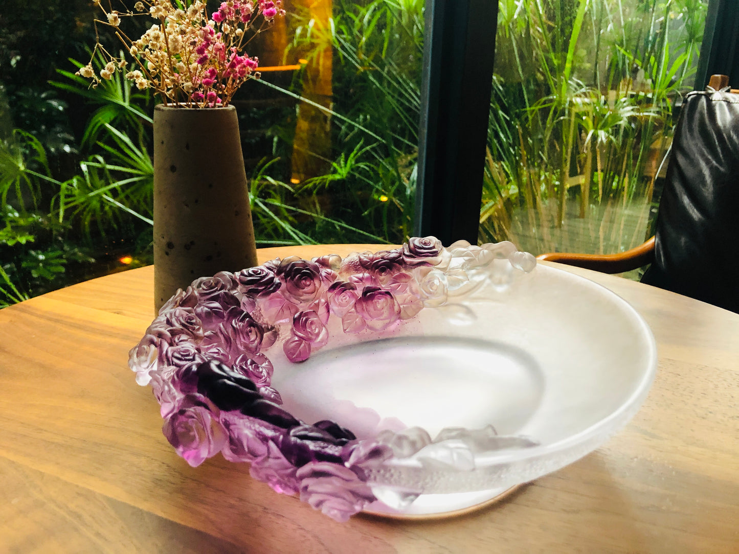 TXJ-934 Traditional Liuli Rose Design 2-piece set Luxury Plate & vase