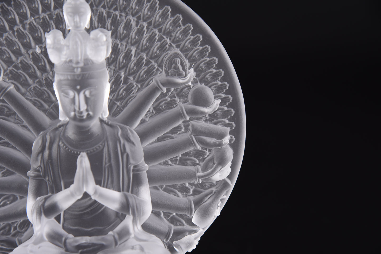 TXF-106Traditional Liuli Thousand Hands Guanyin Buddha Statue Indoor Table Decor Ornaments