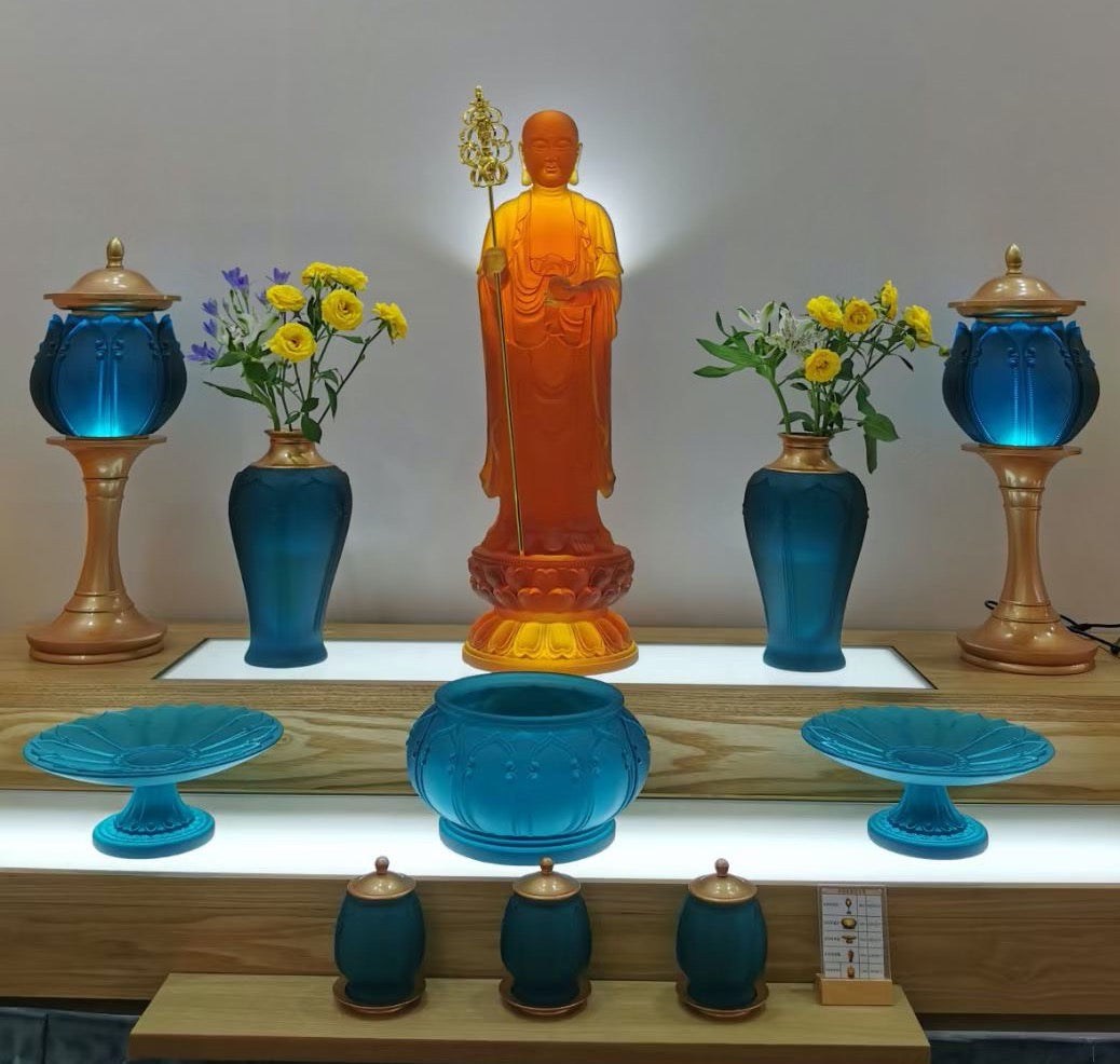 TXJ-200 Auspicious-flower Altar Set Liuli Crystal with Brass parts A 10-piece set