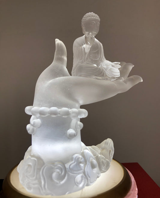 TXF-902 OEM/ODM Buddha in the Palm Liuli Crystal Zen Garden Shakyamuni Buddha statue
