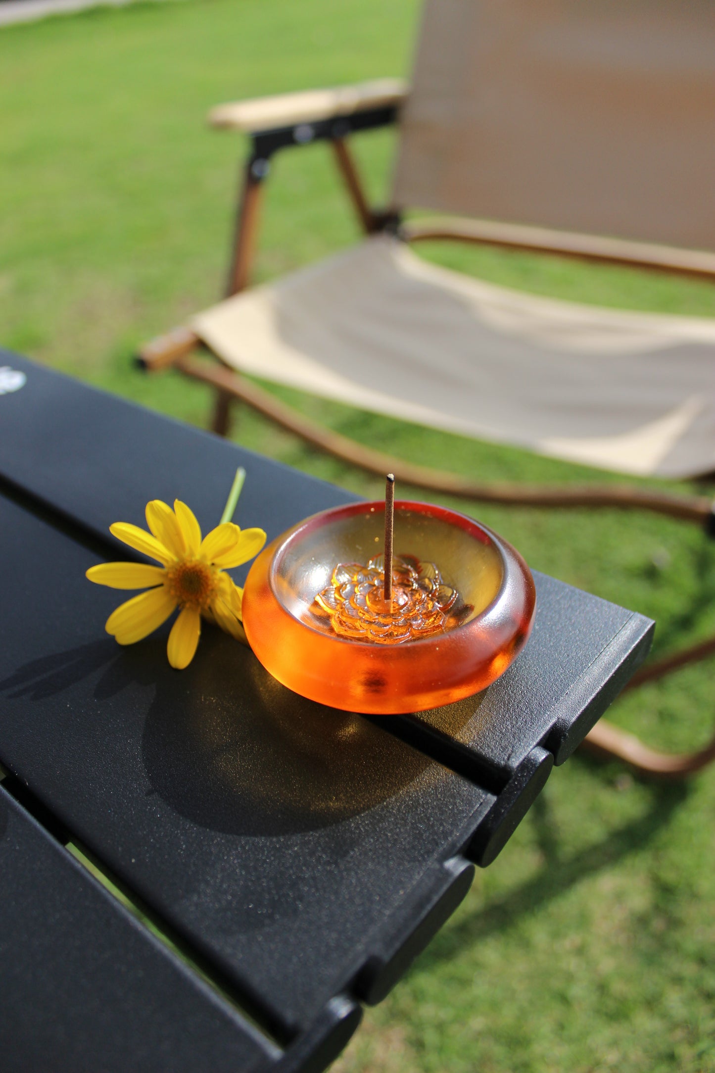 GF-974 Liuli Incense Stick Holder Lotus pattern Round