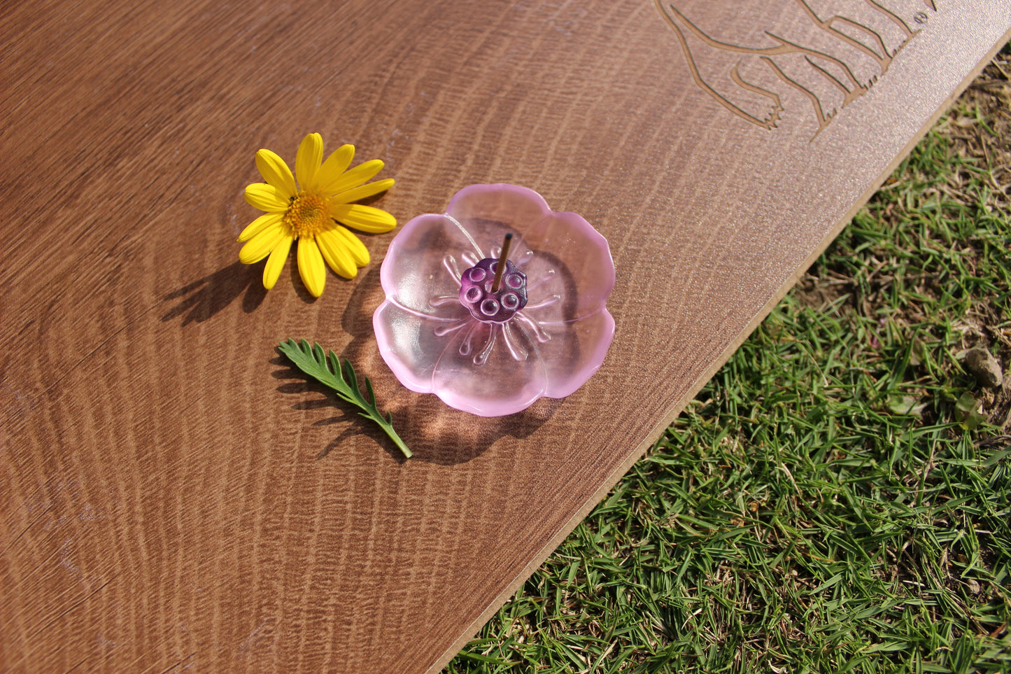 GF-973 Round Lotus flower design Liuli Incense Stick Holder