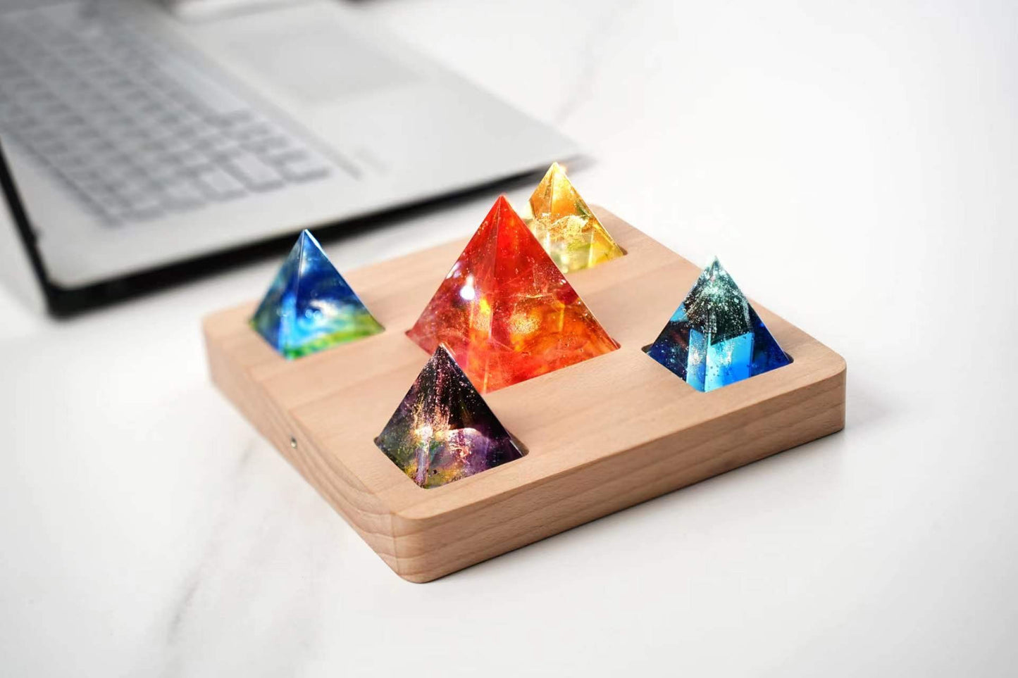 TY-937 Liuli Pyramid with LED wooden base