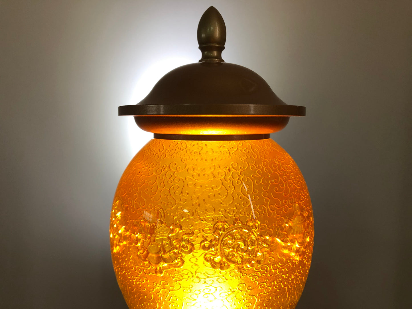 TXJ-810 Liuli Crystal Eight-auspicious symbol LED Palace Lighting