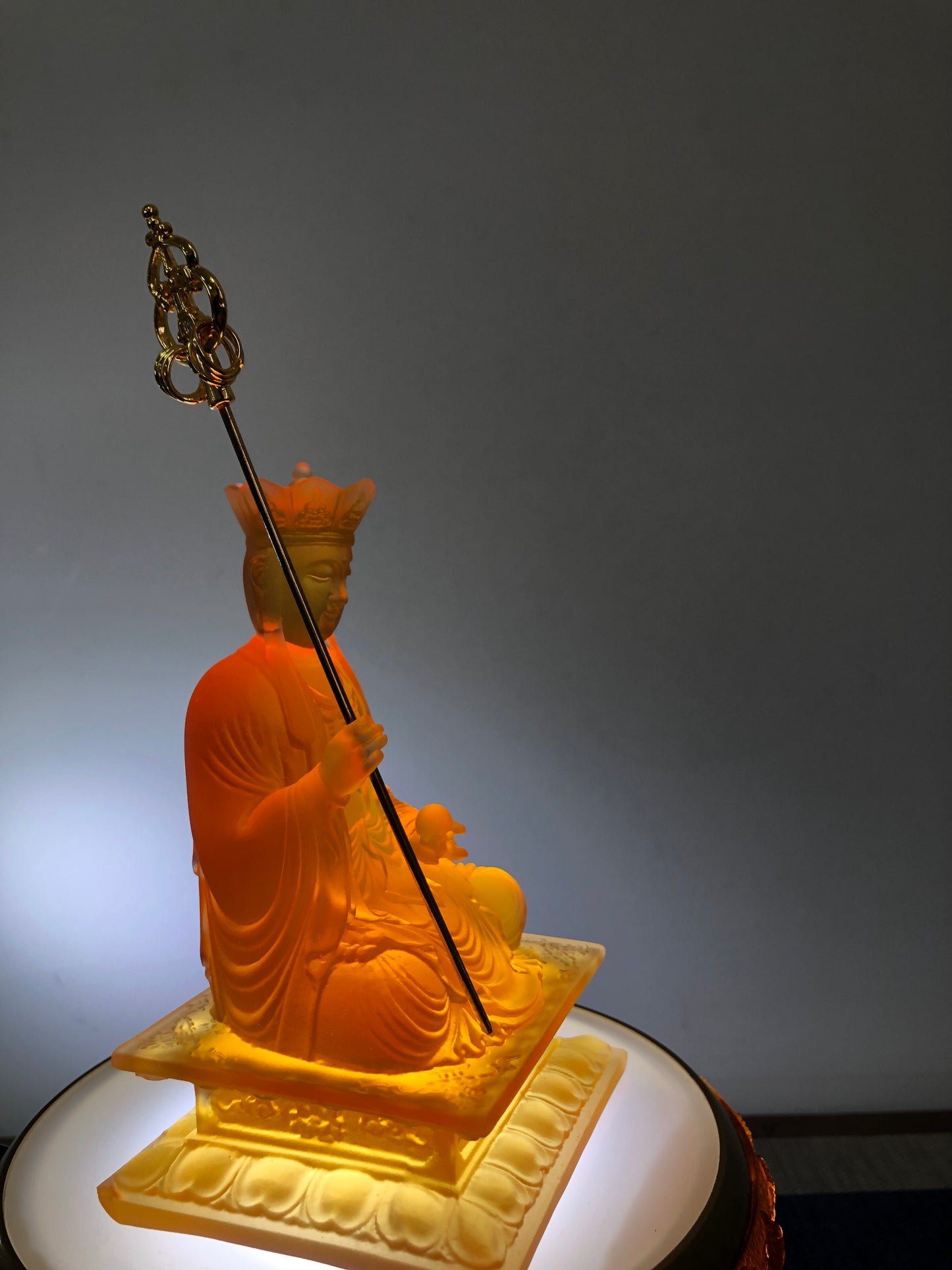 TXF-111-2 Home Shrine Decor Liuli Crystal Glass Sitting Buddha 12cm Ksitigarbha Bodhisattva