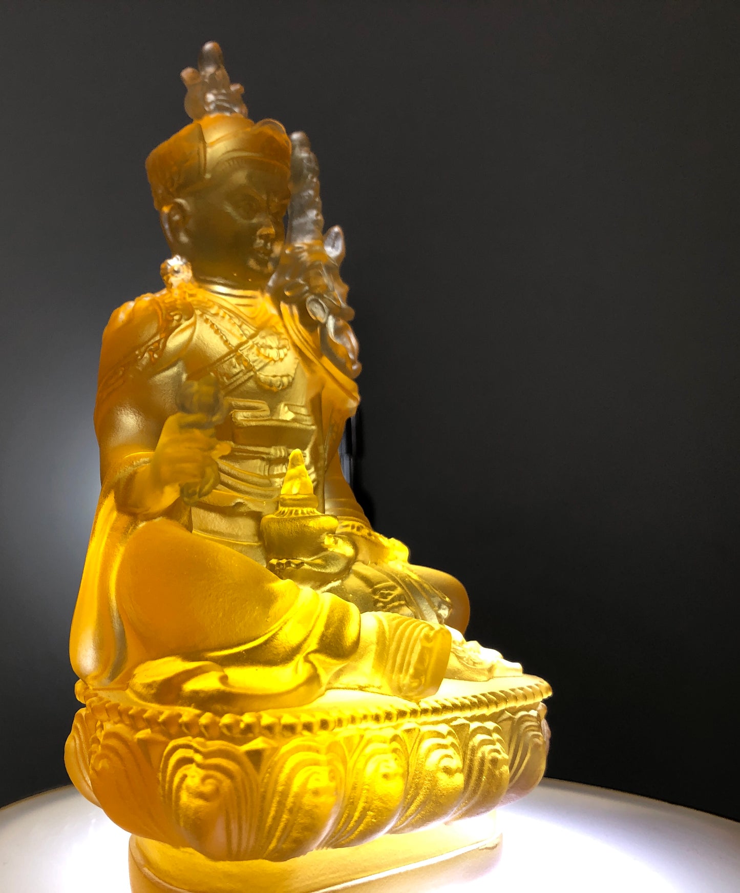 TXF-013 Factory Directly Selling Liuli Padmasamambhava Buddha Statue