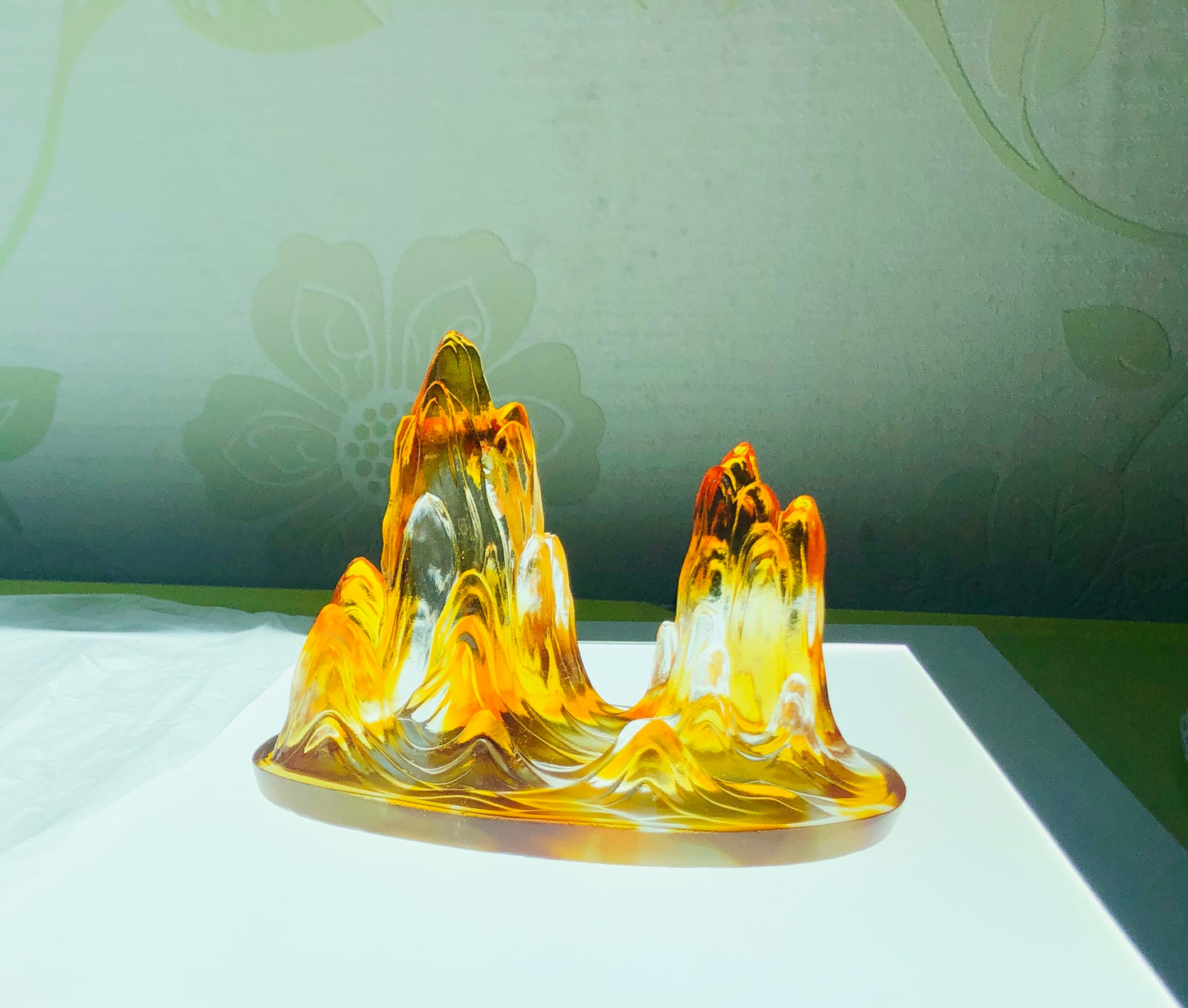 GF-972 Liuli Mountain shape incense burner back-flow cone incense