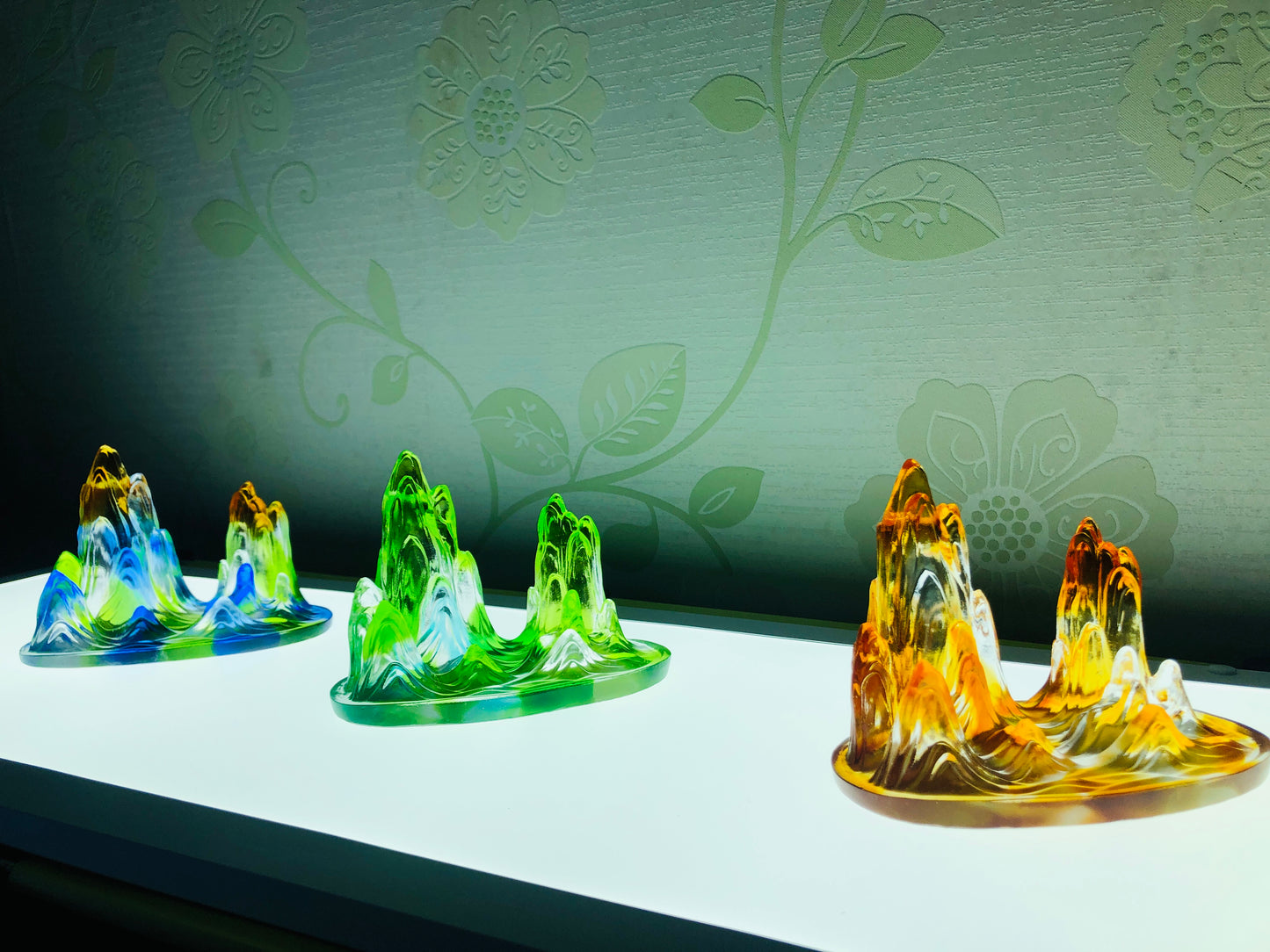 GF-972 Liuli Mountain shape incense burner back-flow cone incense