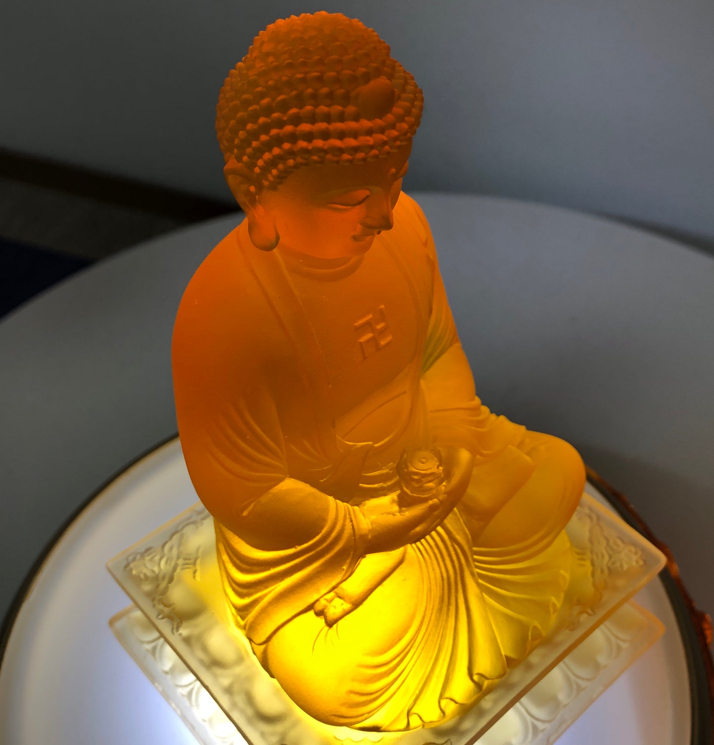 TXF-001   Home Temple Decoration Ornament  Liuli Sambo Buddha Statue