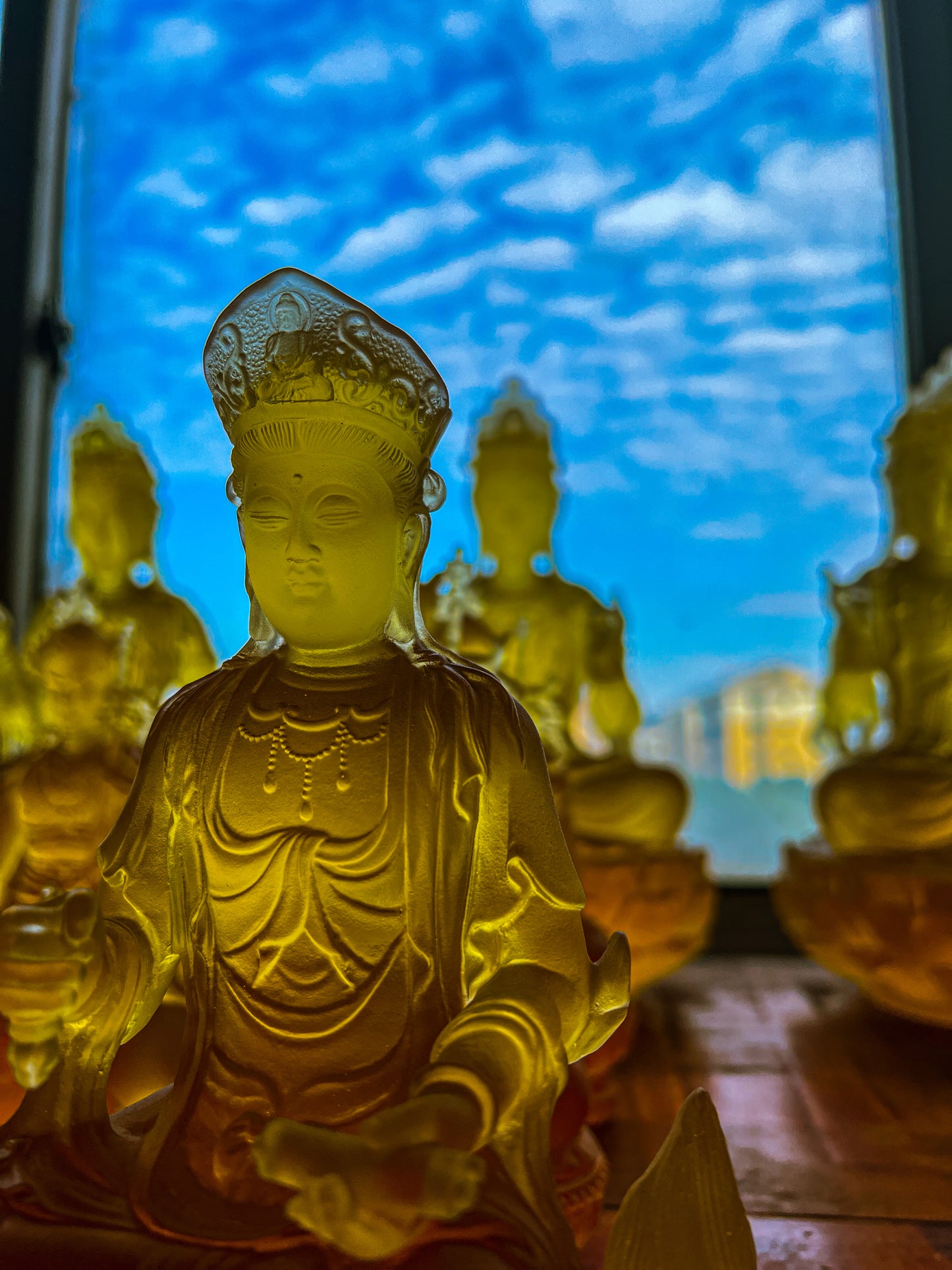 TXF-118 Exotoric Buddhism Home Shrine Ornament Traditional Liuli Crystal Manjushri Sword Buddha Statue