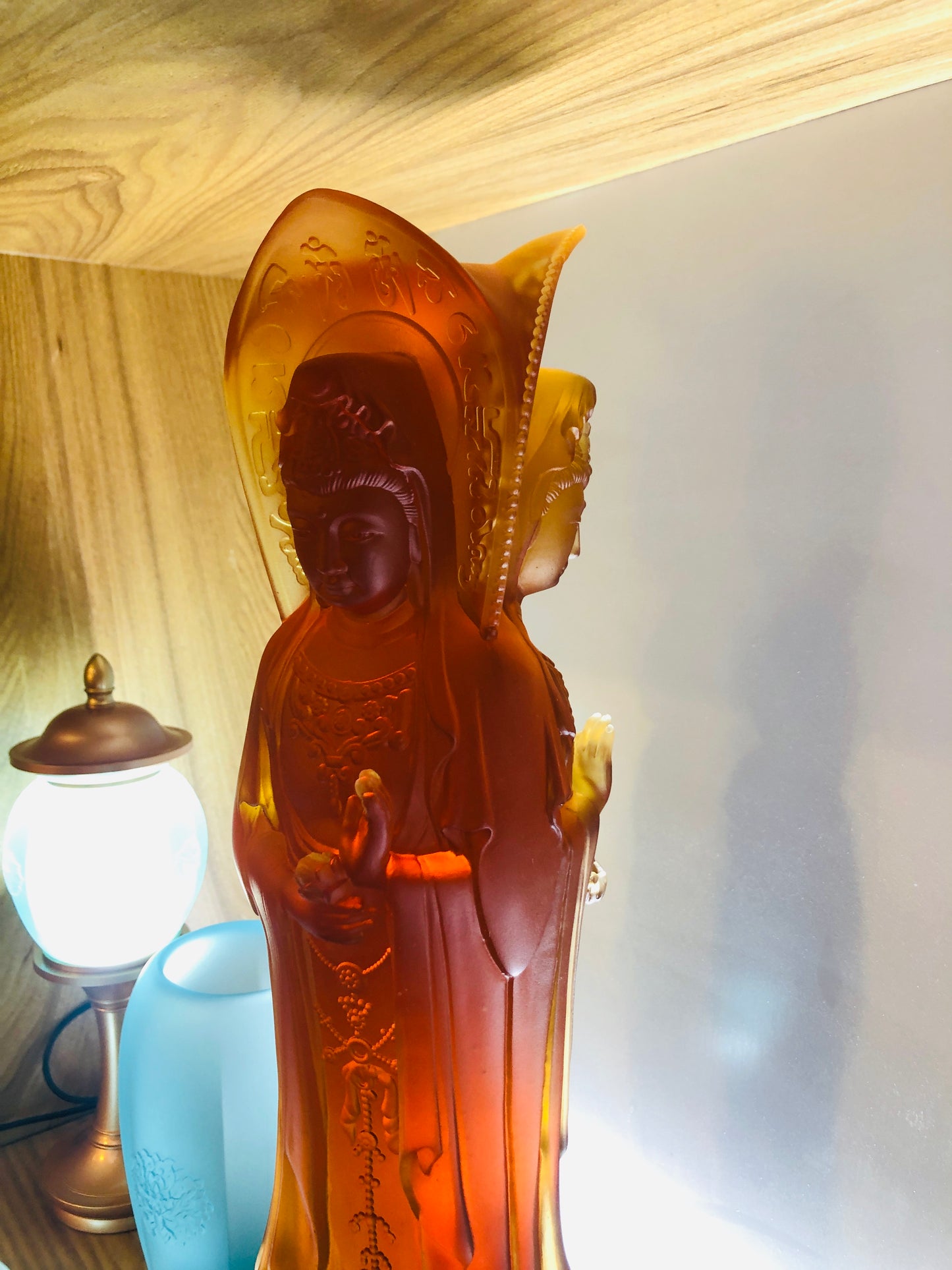 TXF-915 Trihedron Kwan-yin Guanyin Buddha Statue Traditional Liuli Crystal Colored Glaze Sculpture