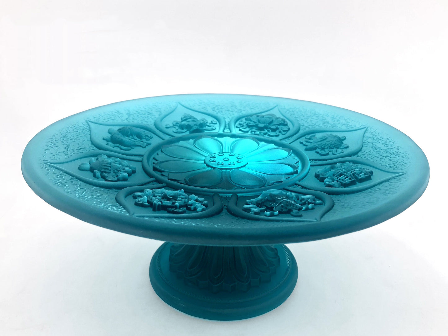 TXJ-322 AAA Quality Eight-Auspicious Symbol Liuli Decoration Crystal Fruit Pastry Dish