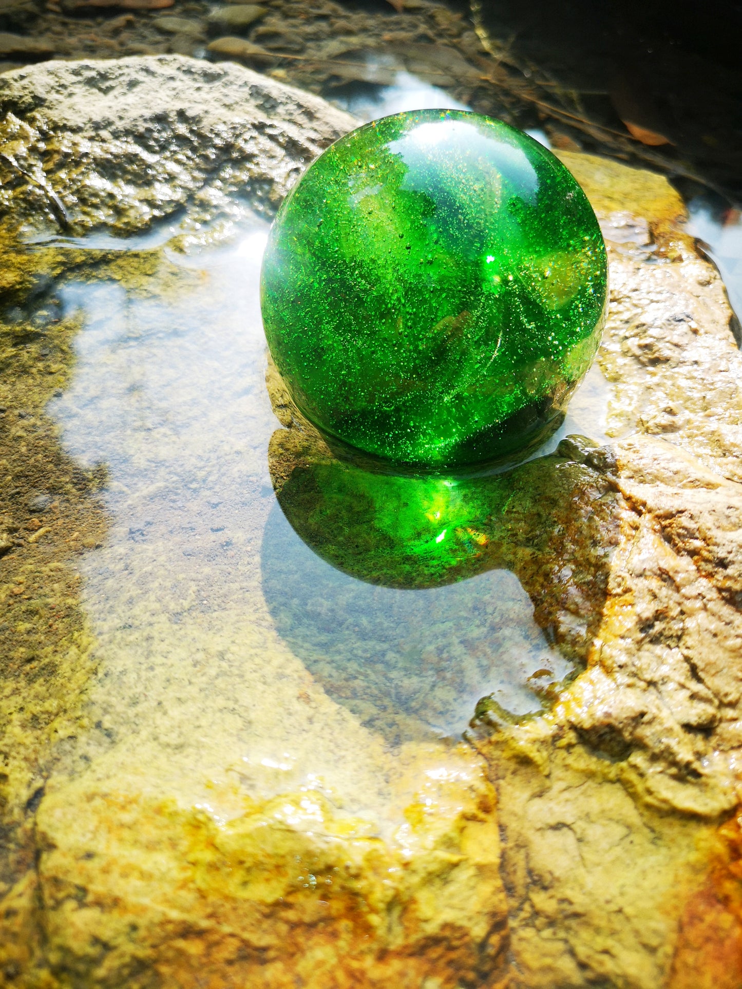 TY-936 Dia.:60mm/80mm/100mm liuli ball with LED Wooden Base