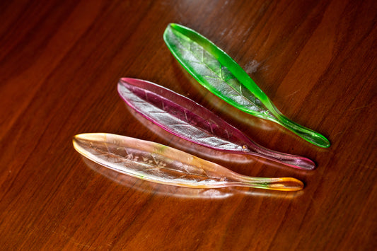 TXJ-923 Home Decoration Incense Stick Holder Leaf shape Liuli Material