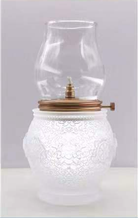TXJ-221 Antique Home Decoration Relief Liuli Oil Lamp